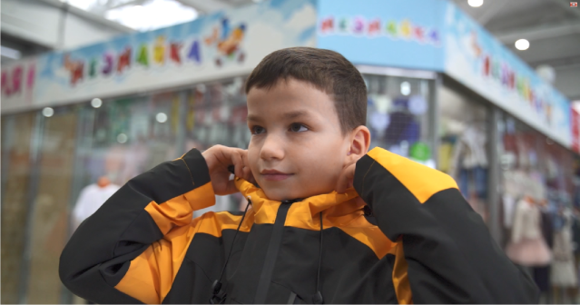 С 24 марта по 4 апреля АКЦИЯ  В КРАСНЫХ ХОЛМАХ на всю детскую одежду и обувь.