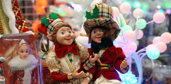 Традиционная новогодняя ярмарка в Красных Холмах уже начала свою работу.